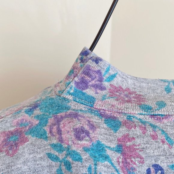 Vintage Lady Footlocker Mock Neck Sweatshirt (M) - Picture 4 of 6